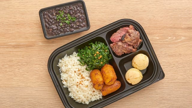 1 BBQ Meat, 2 Cold Dishes & 2 Hot Dishes.